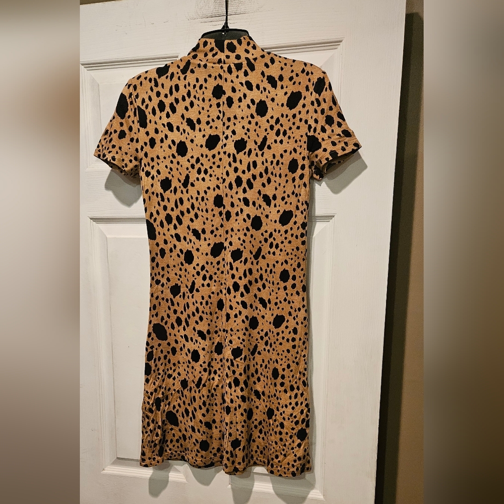 FOREVER 21 DRESS - Picture 2 of 2
